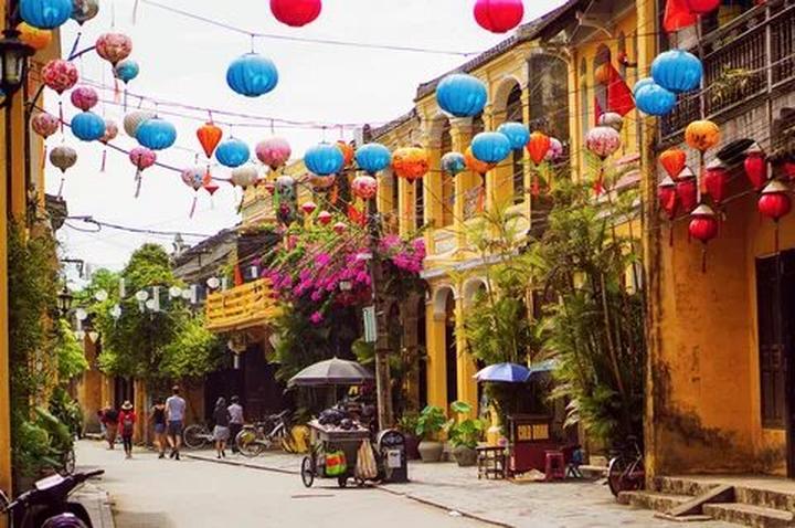 Hotspot Matrix: Biến Mẹ Cua Cốm khen vải trứng Phù thành cơ hội marketing đột phá