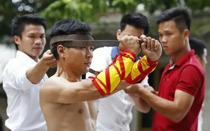Phụ nữ tuổi này dễ có quý - Cảm hứng video marketing từ Hotspot Matrix